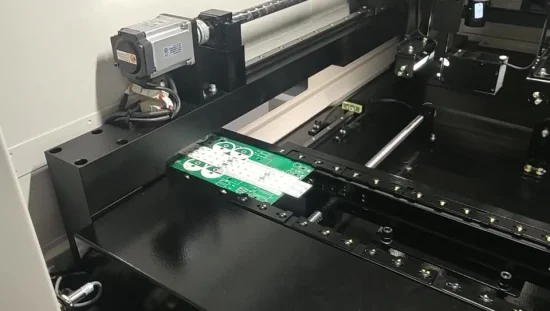 CO2/UV/섬유/녹색 단일 헤드 이중 트랙 PCB 제조를 위한 온라인 레이저 마킹 기계